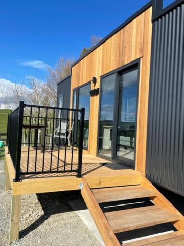 Boutique Tiny House - Te Anau Country Accommodation Екстер'єр фото