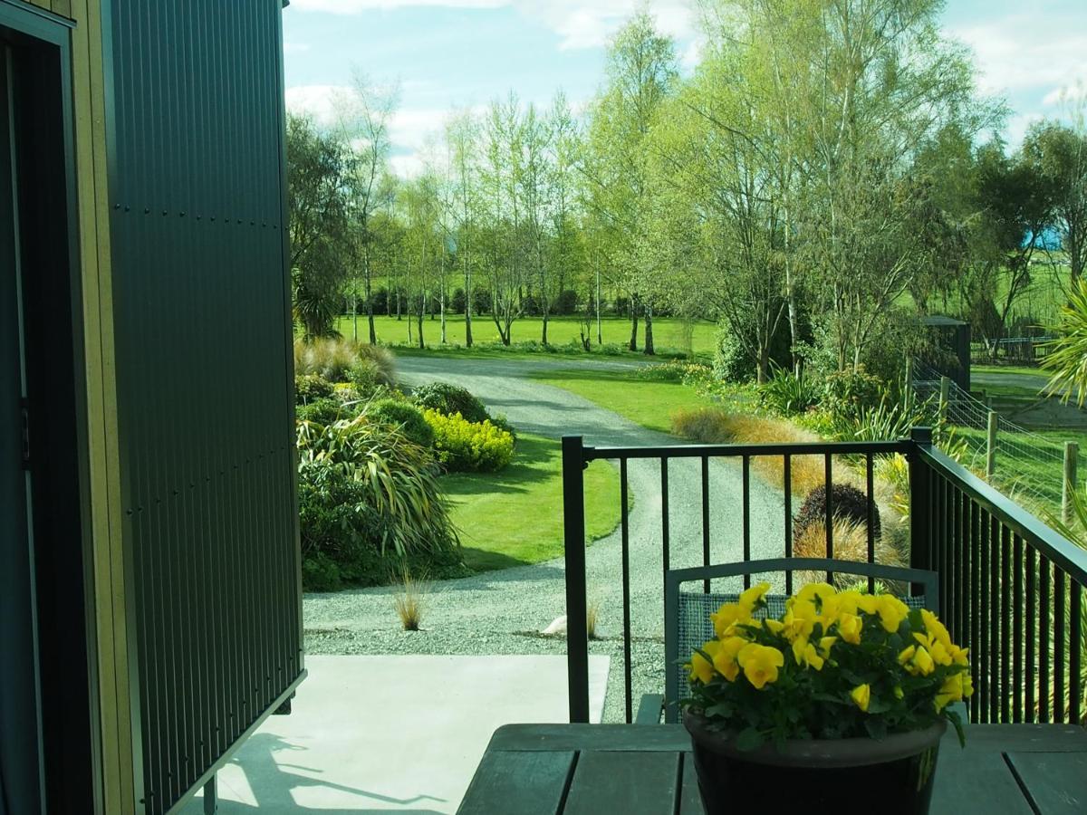 Boutique Tiny House - Te Anau Country Accommodation Екстер'єр фото