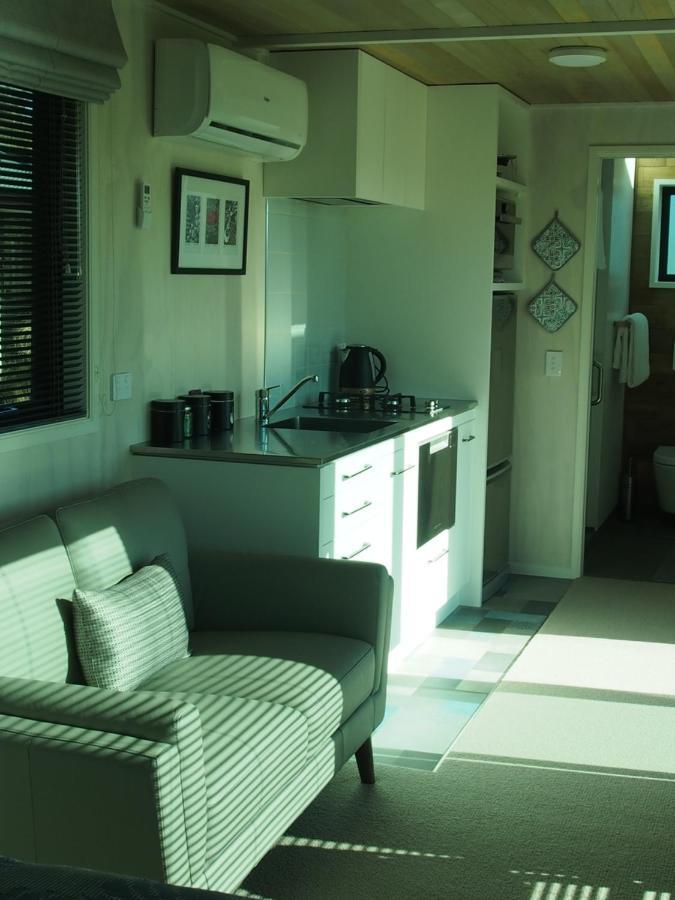 Boutique Tiny House - Te Anau Country Accommodation Екстер'єр фото